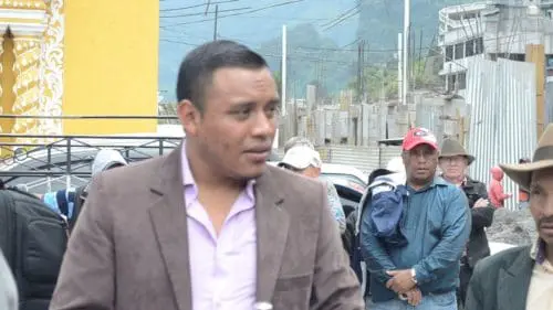 Juan Chay García heredó el cargo de su padre que a última hora no pudo participar en las elecciones de 2015. Foto: Mirna Alvarado