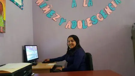 Blanca Andrade dirige la Oficina de la Niñez y Adolescencia de la comuna de San Mateo. Foto: Elizabeth Ordóñez