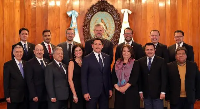 El vicealcalde prestó servicios técnicos para la municipalidad de Guatemala cuando se desempeñaba como concejal I en 2018. Esto no es ilegal, pero tampoco es ético.