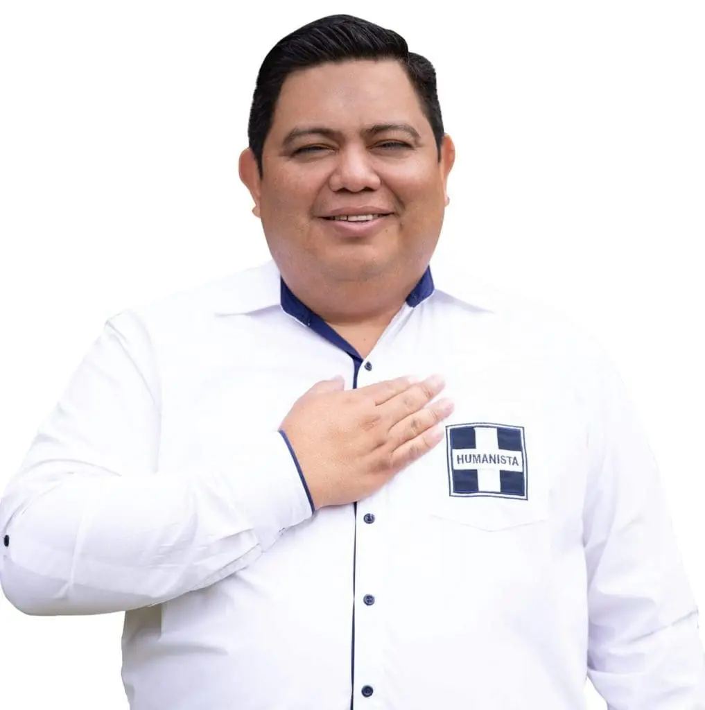 El TSE también determinó que Chávez Muñoz perdió los méritos de “idoneidad, capacidad y honradez” debido a que fue condenado (Foto: Facebook).