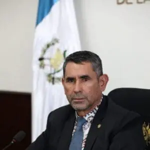 En la última reunión, representantes de los ministerios de Finanzas y Energía y Minas manifestaron argumentos técnicos para sustentar que la municipalidades deben pagarle al INDE. 