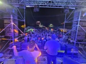 Ciudad Vieja, Samayac y Nueva Concepción representan el 41 % de ese gasto en actividades musicales, religiosas y de entretenimiento.