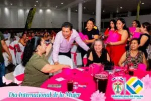 La municipalidad de Gualán le compró el servicio de comida a su propia asesora legal, pagando Q90 mil por mil platos. Además, tiene dos contratos con la comuna.