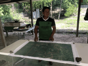 Tras una década sin inversión pública por perder su concesión en 2007, este caserío de San Andrés, Petén, retoma el control de su territorio con un acuerdo clave.