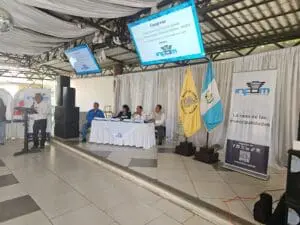 Lo podrán hacer las instituciones bancarias y financieras supervisadas por la Superintendencia de Bancos. La reforma al artículo 110 del Código Municipal excluye al Infom.