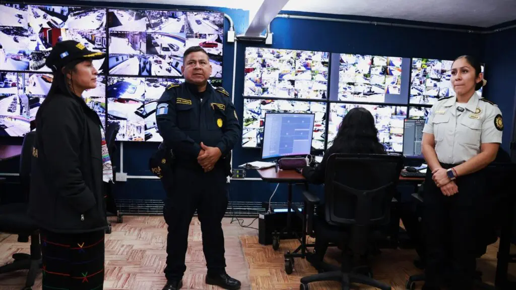 Las 500 cámaras y 35 botones de pánico funcionarán como de costumbre en La Antigua. Estarán a cargo del Ministerio de Gobernación y la Policía Nacional Civil. La municipalidad queda fuera.