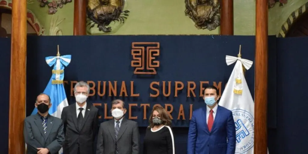 El Tribunal Supremo Electoral Saliente aprobó cambios en el reglamento de la Ley Electoral y de Partidos Políticos (LEPP). Foto: AGN.