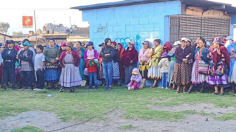 La comunidad reafirmó su postura de defender tarifas justas y exigir un servicio digno para la población. Foto: La Prensa de Occidente.