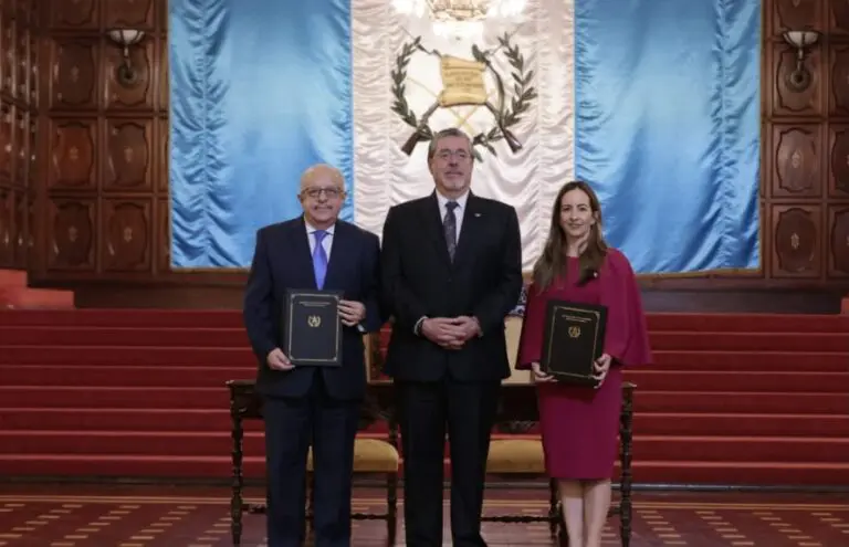 Tomamos el memorando de entendimiento que firmaron Guatemala y Reino Unido. Destacan cinco puntos. En común todo son exploraciones para algún día instalar un Metro Riel.