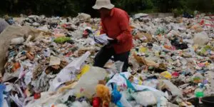 El Ministerio de Ambiente y Recursos Naturales (MARN) aseguró que están por finalizar estudios técnicos para determinar si es viable una prórroga al cierre del vertedero. Foto: AGN.