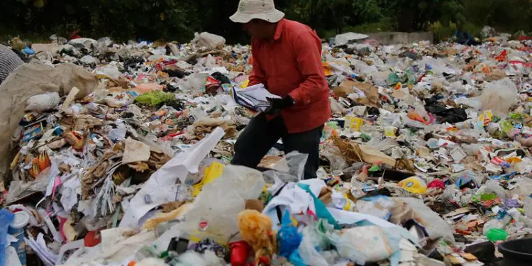 El Ministerio de Ambiente y Recursos Naturales (MARN) aseguró que están por finalizar estudios técnicos para determinar si es viable una prórroga al cierre del vertedero. Foto: AGN.