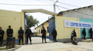 Mientras el uso de escuelas como albergues se reduce, el Tribunal Supremo Electoral (TSE) solicitó alrededor de 3 mil centros educativos para las próximas elecciones.