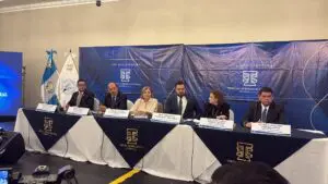 De los 852 mil 762 afiliados distribuidos en 26 partidos políticos, la Unidad Nacional de la Esperanza (UNE) concentra el 10% (85 mil 367). Las otras 25 agrupaciones no superan los 41 mil integrantes.