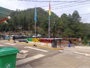 En la actualidad tiene capacidad para 84 vehículos, con la ampliación serán 18 espacios más que tendrán los visitantes del balneario de aguas termales.