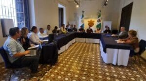 El único proveedor interesado no cumplió todos los requisitos. Ante la "ausencia de oferentes", ahora la alcaldía puede buscar a una empresa específica que cumpla con todo.