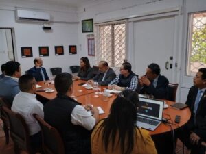 Los jefes ediles salen ahora a buscar financiamiento para sus proyectos. Y no necesariamente tocan las puertas de la cooperación internacional tradicional.