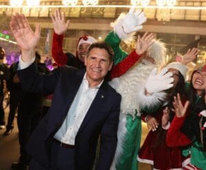 Con esa cantidad servirán a 35 mil personas sus “refacciones navideñas” destinadas a vecinos de las 22 zonas del municipio este diciembre.