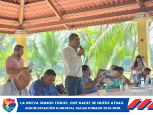 El alcalde Isaías Corado aseguró que eso va a salarios y por eso no le alcanza, pero sus cuentas dicen lo contrario.