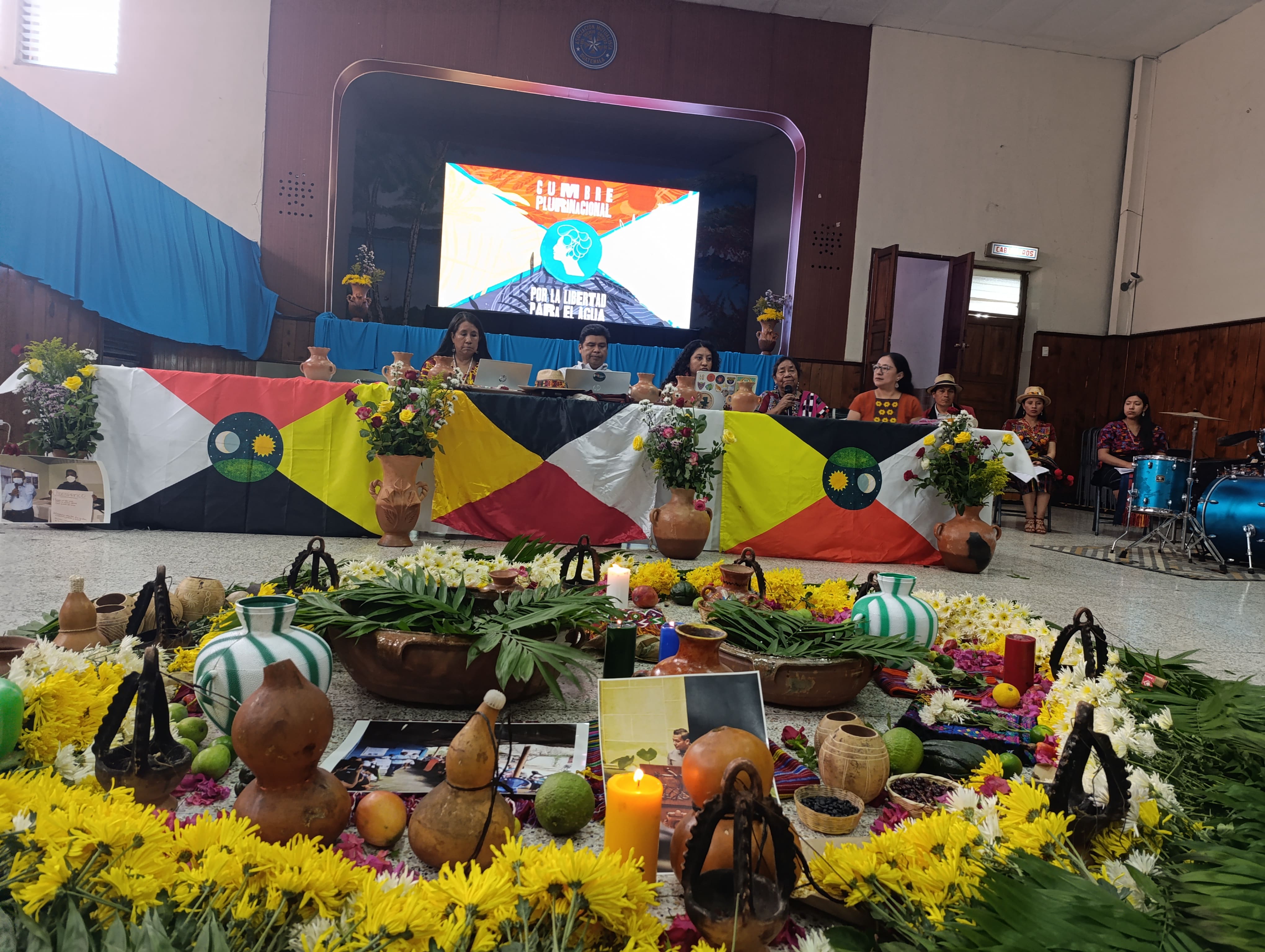 Foro de la actividad en donde se discutió sobre la situación del agua en las comunidades según las delegaciones participantes.