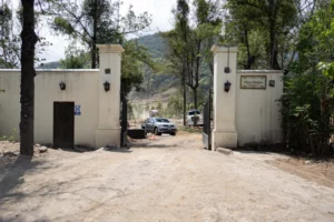La urbanización Casa Icatú, de 186 casas en La Antigua, avanza pese a licencia suspendida y denuncia penal. Esta es una versión recortada del texto original de Plaza Pública.