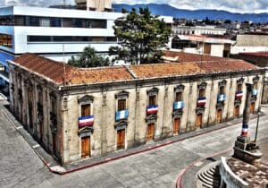 El caso por presunto acoso laboral y discriminación en el Centro Cultural Casa No’j, de la municipalidad de Quetzaltenango, avanza. La víctima es una trabajadora sin reinstalar.
