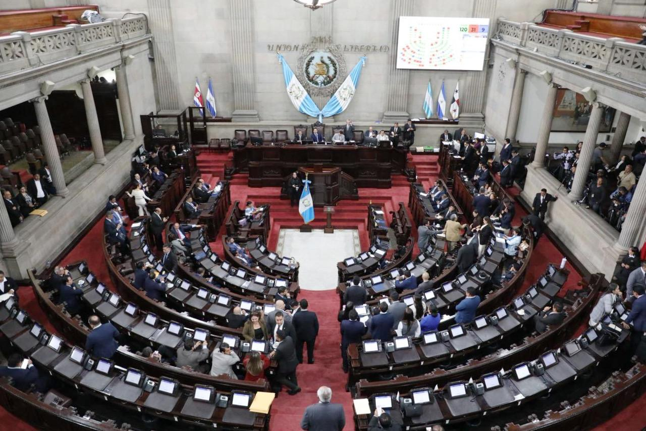 García contabiliza 13 o 14 decretos aprobados este año en el Congreso. Foto: Congreso.