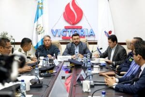 La propuesta de los aparta parqueos surgió en la segunda citación del partido Victoria en el Congreso a personeros de la Entidad Metropolitana Reguladora de Transporte y Tránsito (Emetra).