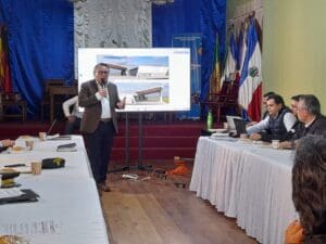 La municipalidad de Quetzaltenango pretende asumir la administración del aeropuerto Los Altos, pero la Dirección General de Aeronáutica Civil (DGAC) confirmó que su legislación no lo permite.