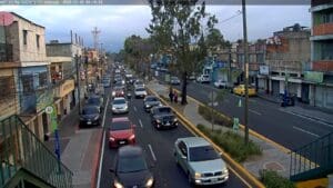 El tráfico en las calzada Aguilar Batres y Roosevelt se redujo en cuánto a vehículos de cuatro ruedas. Aumentó la circulación de motocicletas y son las que más el colisiones protagonizan.