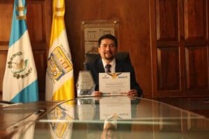 A una década de que la CSJ diera trámite al antejuicio originado por el caso “Día de la Madre” el exalcalde de Santa Catarina Pinula, Víctor  Alvarizaes, podría enfrentar el debate oral y público.