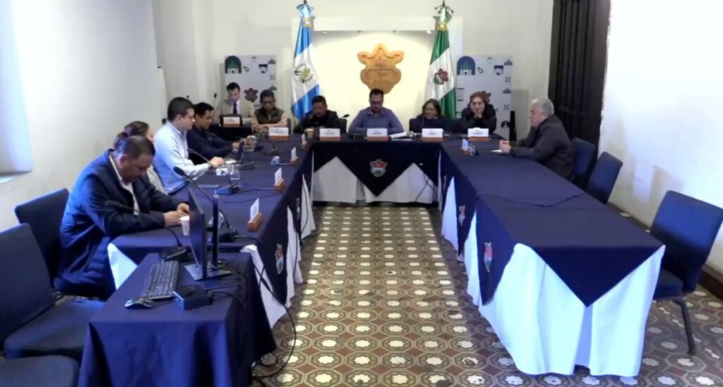 La marcha del Orgullo sigue en pie y el concejo municipal de La Antigua busca “proteger los valores más profundos del municipio”.