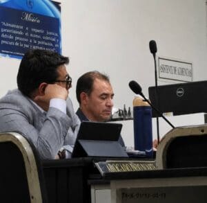 Miguel López Barahona fue condenado a tres años de prisión conmutables por falsedad ideológica. Se le recuerda por usurpar la alcaldía de Pastores.