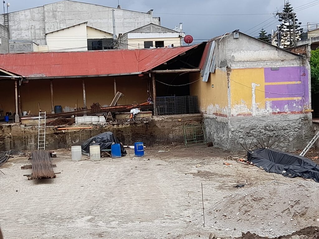 La construcción del nuevo edificio de oficinas municipales de Salcajá se suspendió al comprobar que no cuenta con los permisos requeridos por el Instituto de Antropología e Historia (IDAEH).