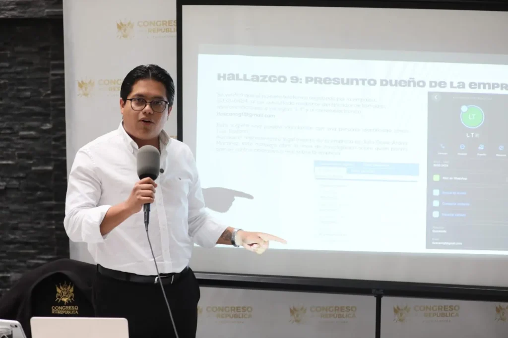 El diputado oficialista David Illescas señaló a los alcaldes de San Miguel Petapa y Villa Nueva, padre e hijo, por supuestamente adjudicar concursos de forma fraccionada.