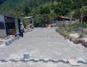 La Contraloría General de Cuentas recibió denuncias contra el alcalde de Sacapulas, Amílcar Gómez, por iniciar obras públicas sin haber adjudicado ni firmado contrato.